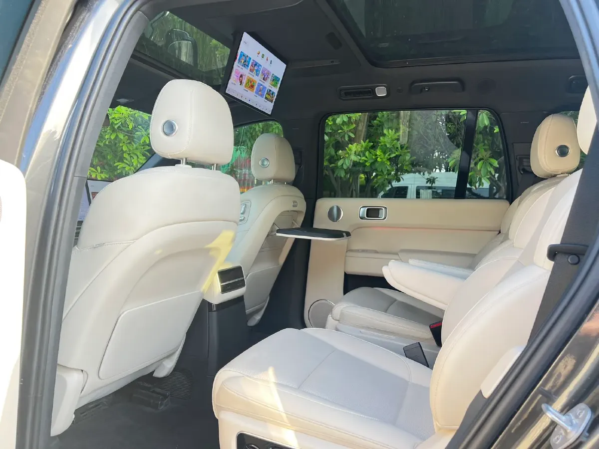 2022 Li L9 Range Extended 154HP REEV 42.6KWH,autocango,china used car exporter,china ev exporter,chinese used car exporter,chinese used ev exporter