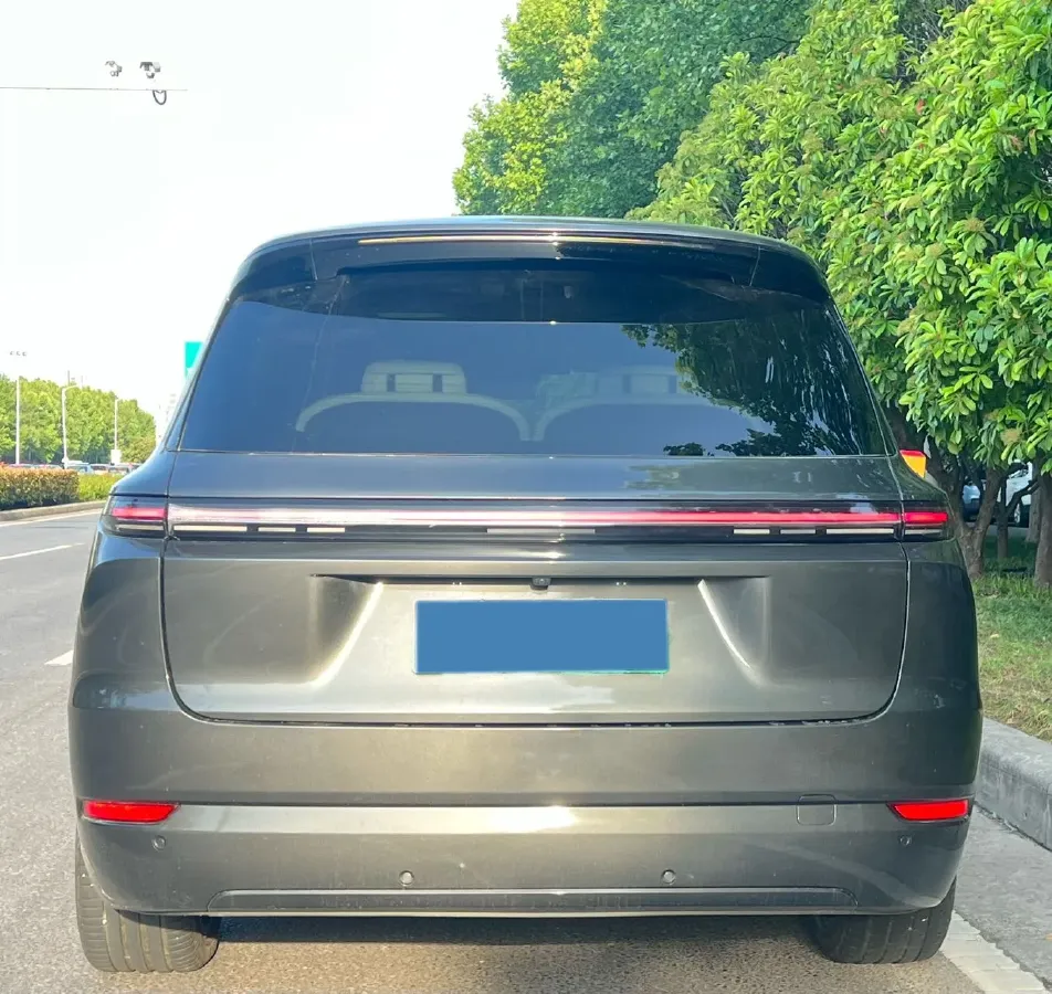 2022 Li L9 Range Extended 154HP REEV 42.6KWH,autocango,china used car exporter,china ev exporter,chinese used car exporter,chinese used ev exporter