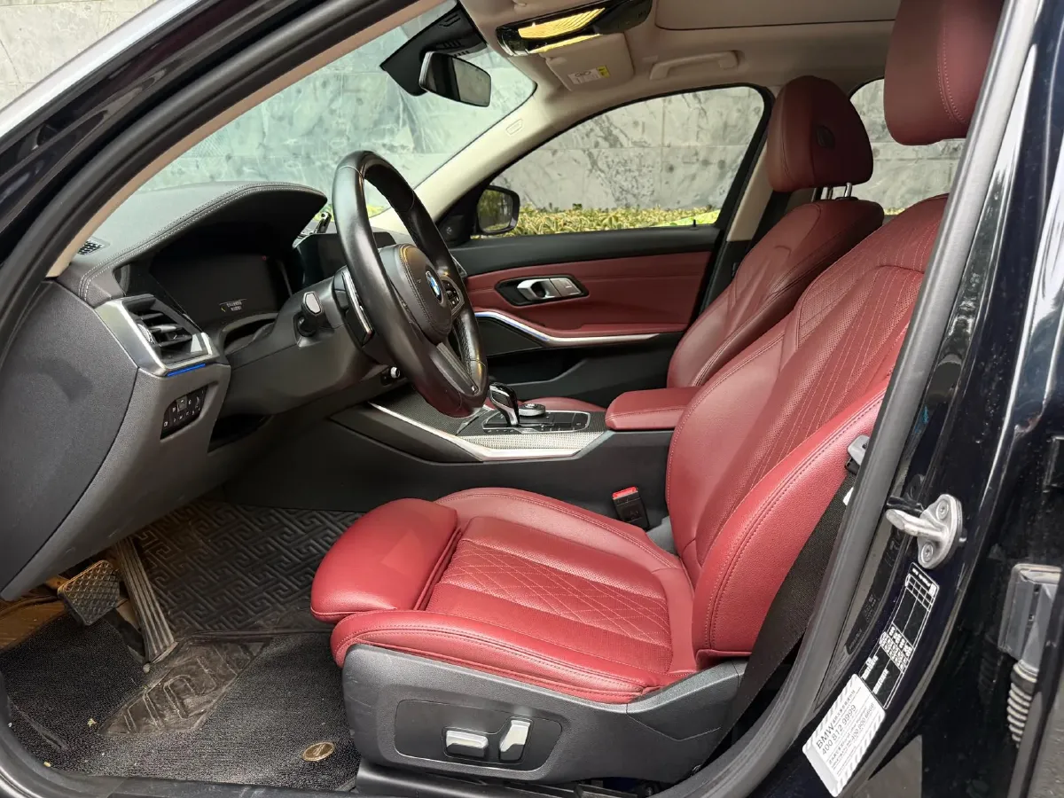 2022 BMW 3 Series 2.0T 184HP L4 8AT,autocango,china used car exporter,china ev exporter,chinese used car exporter,chinese used ev exporter