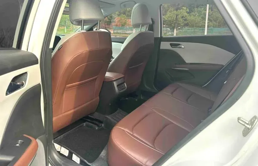 2023 Chevrolet Monza 1.5L 113HP L4 6DCT,autocango,china used car exporter,china ev exporter,chinese used car exporter,chinese used ev exporter