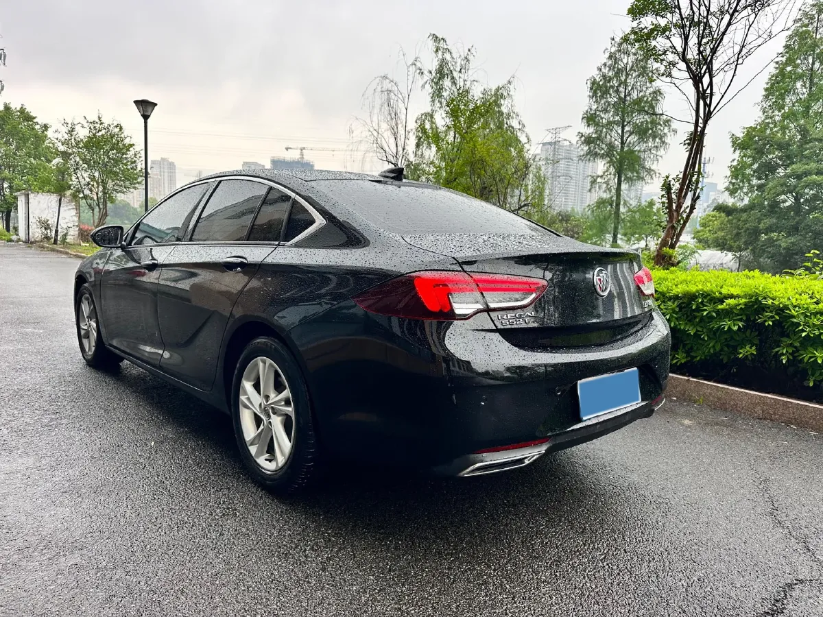2022 Buick Regal 1.5T 169HP L4 9AT,autocango,china used car exporter,china ev exporter,chinese used car exporter,chinese used ev exporter