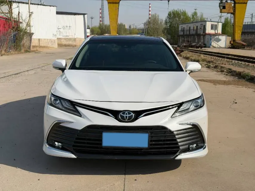 2021 Toyota Camry 2.5L 209HP L4 8AT,autocango,china used car exporter,china ev exporter,chinese used car exporter,chinese used ev exporter