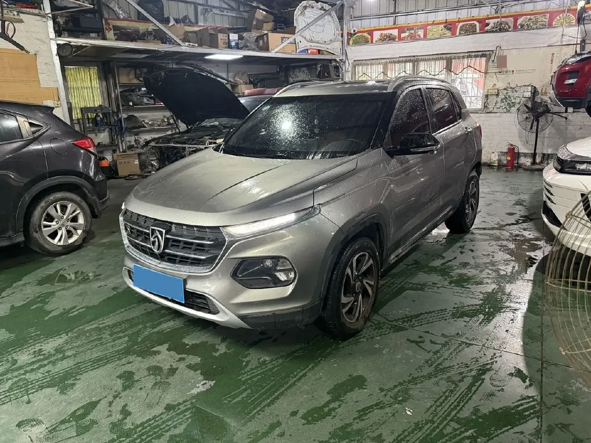 2017 HaiMa S5 Young Edition 1.6L 122HP L4 5MT,autocango,china used car exporter,china ev exporter,chinese used car exporter,chinese used ev exporter