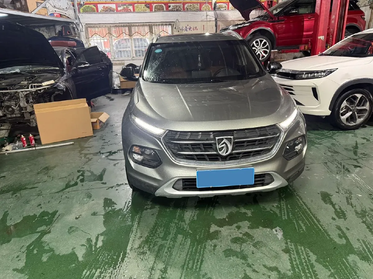 2017 HaiMa S5 Young Edition 1.6L 122HP L4 5MT,autocango,china used car exporter,china ev exporter,chinese used car exporter,chinese used ev exporter