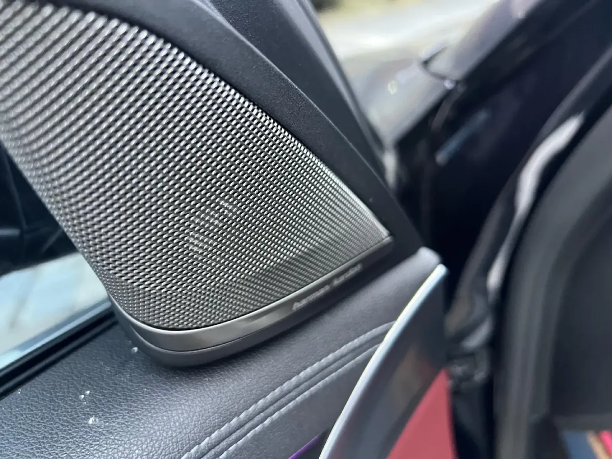 2021 BMW 5 Series 2.0T 184HP L4 8AT PHEV 17.7KWH,autocango,china used car exporter,china ev exporter,chinese used car exporter,chinese used ev exporter