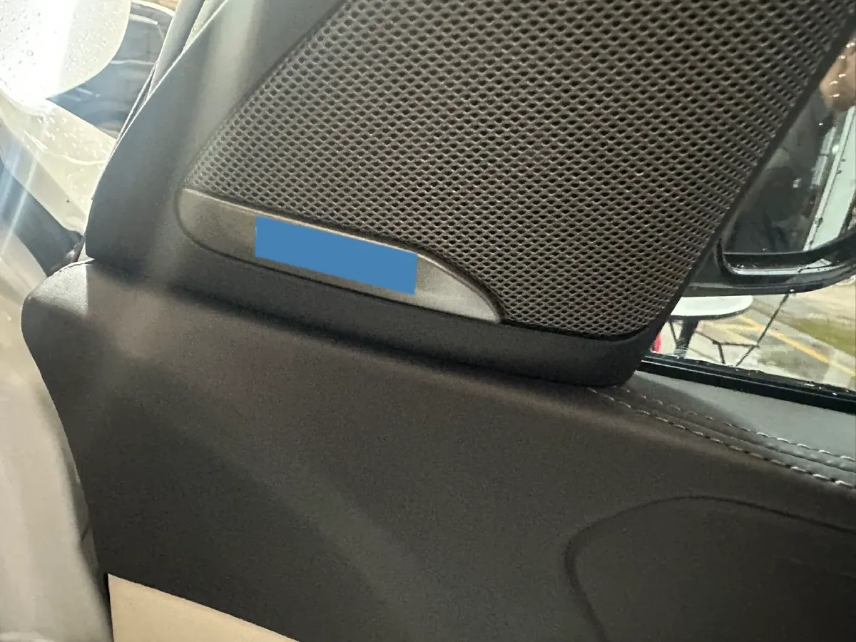 2021 BMW X6 3.0T 340HP L6 8AT,autocango,china used car exporter,china ev exporter,chinese used car exporter,chinese used ev exporter