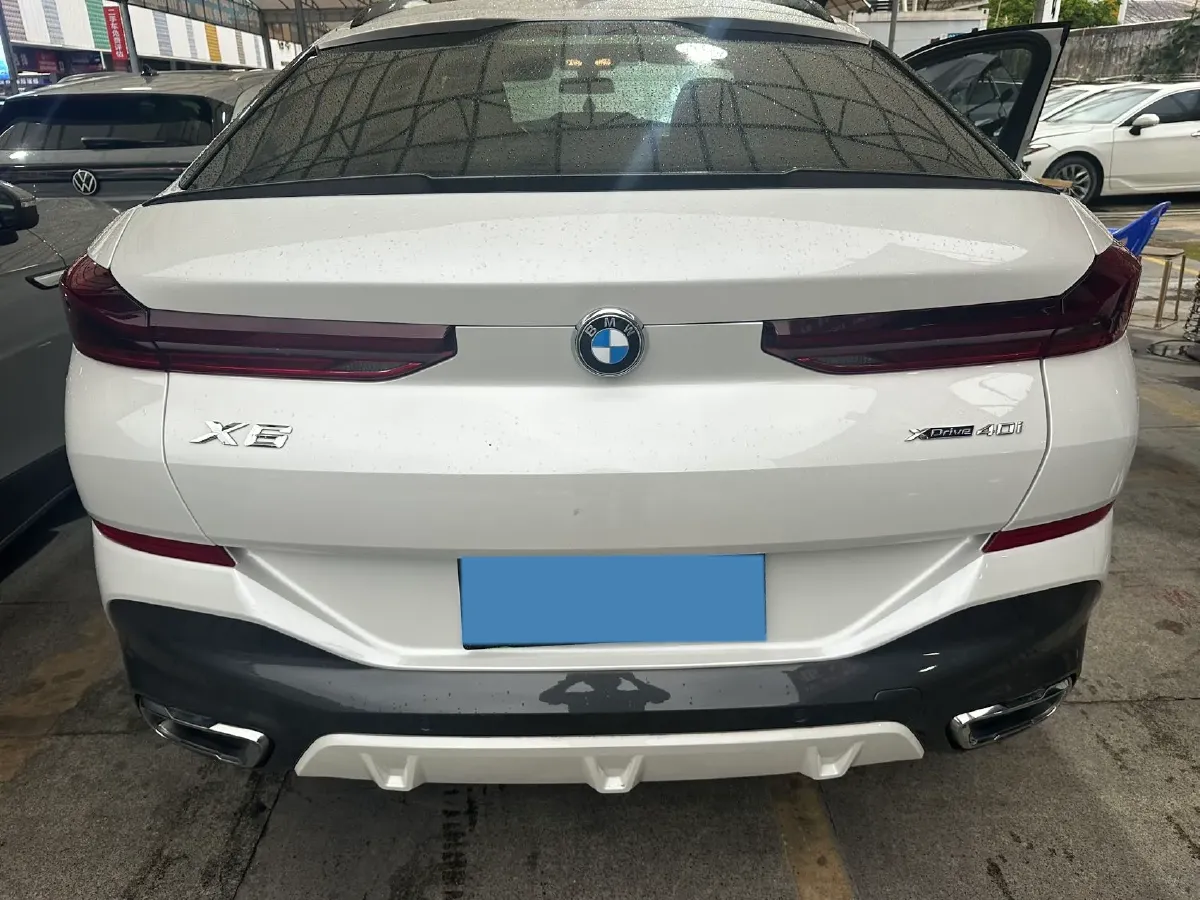 2021 BMW X6 3.0T 340HP L6 8AT,autocango,china used car exporter,china ev exporter,chinese used car exporter,chinese used ev exporter