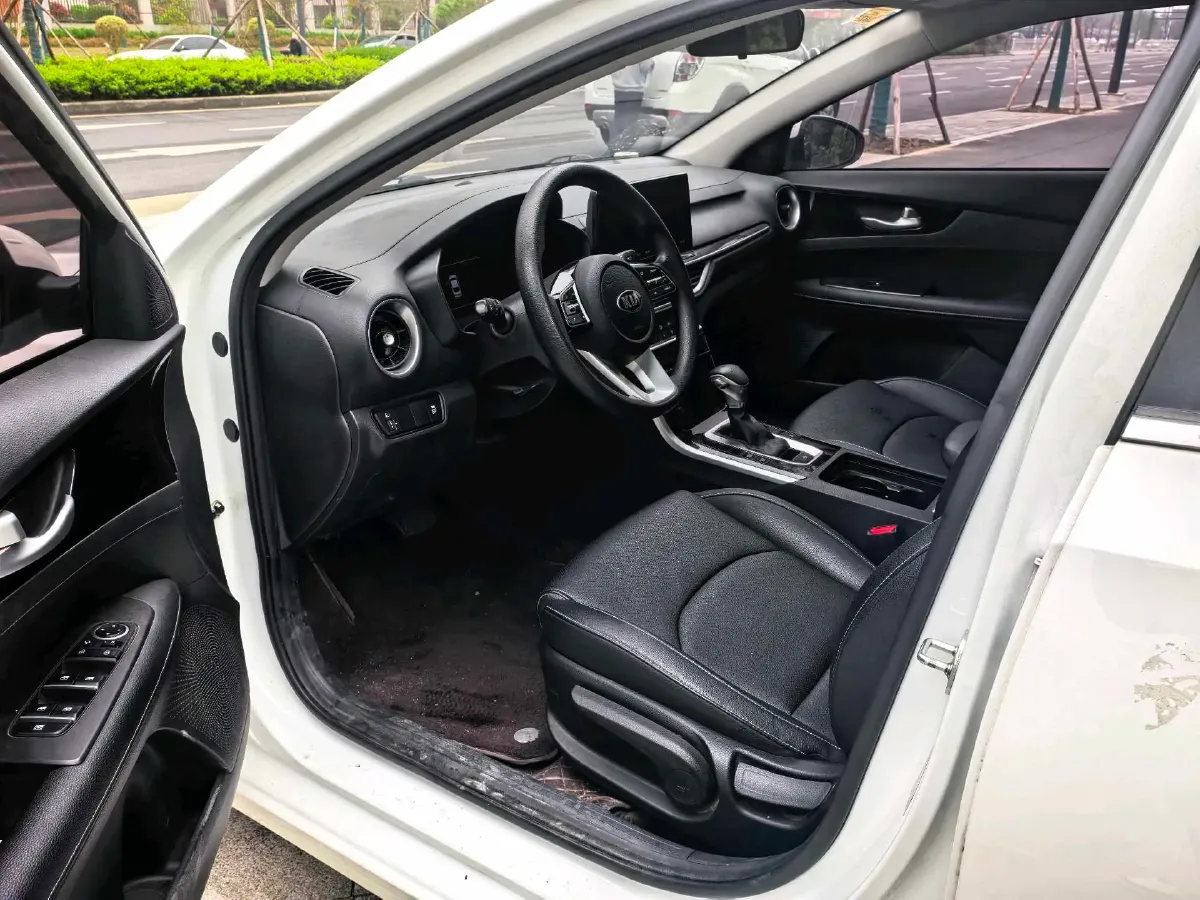 2020 Kia K3 1.5L 115HP L4 CVT,autocango,china used car exporter,china ev exporter,chinese used car exporter,chinese used ev exporter