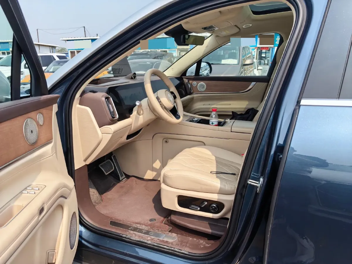 2024 AITO AITO M9 1.5T 152HP L4 REEV 42KWH,autocango,china used car exporter,china ev exporter,chinese used car exporter,chinese used ev exporter