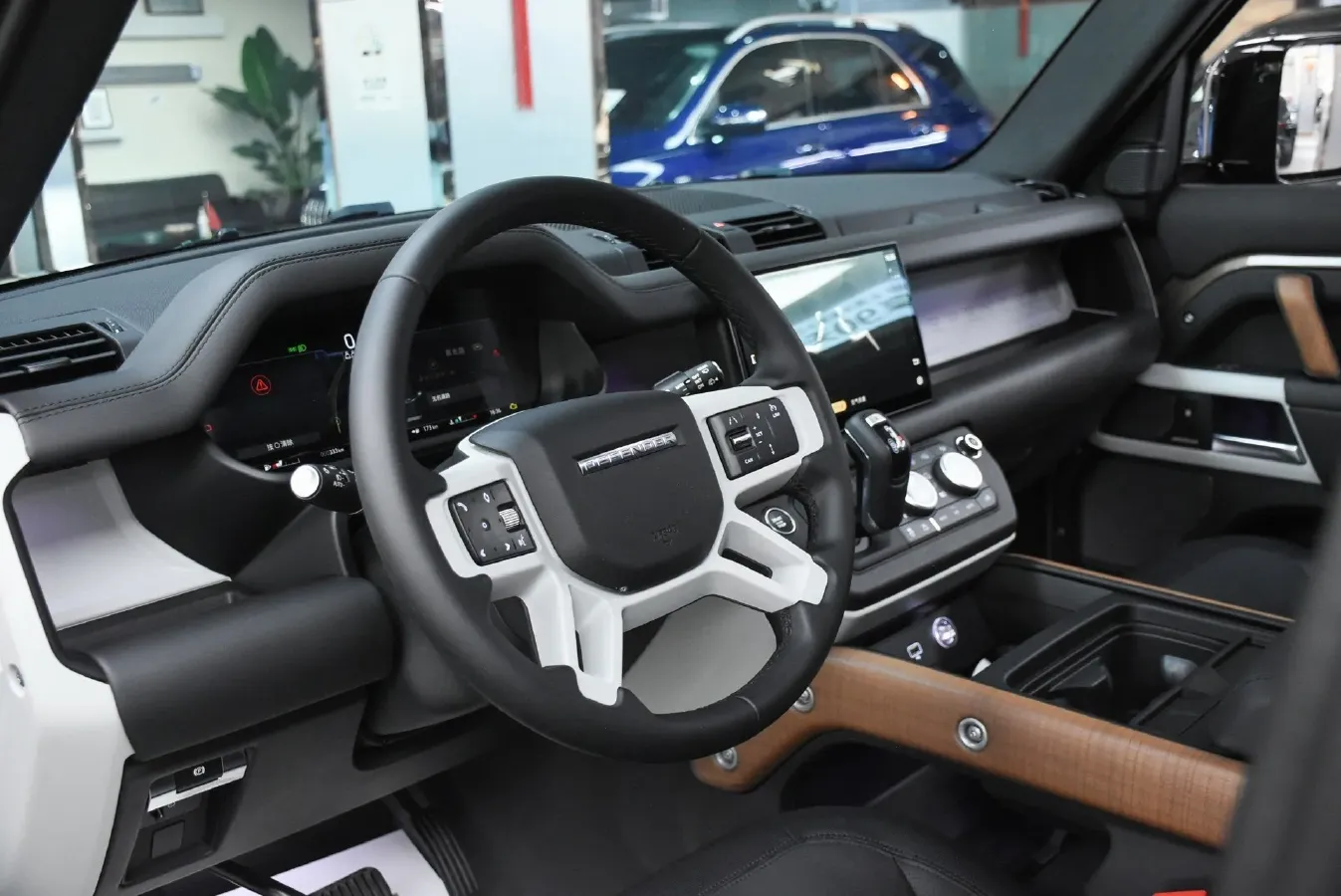 2024 Land Rover Defender 3.0T 400HP L6 8AT,autocango,china used car exporter,china ev exporter,chinese used car exporter,chinese used ev exporter