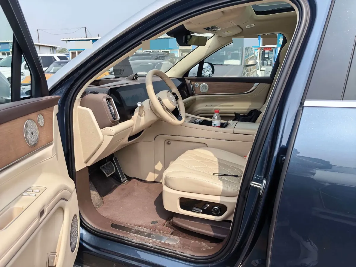 2024 AITO AITO M9 1.5T 152HP L4 REEV 42KWH,autocango,china used car exporter,china ev exporter,chinese used car exporter,chinese used ev exporter