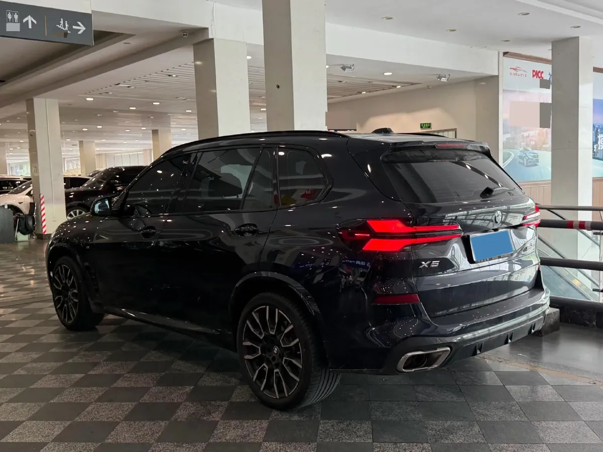 2023 BMW X5 3.0T 381HP L6 8AT,autocango,china used car exporter,china ev exporter,chinese used car exporter,chinese used ev exporter