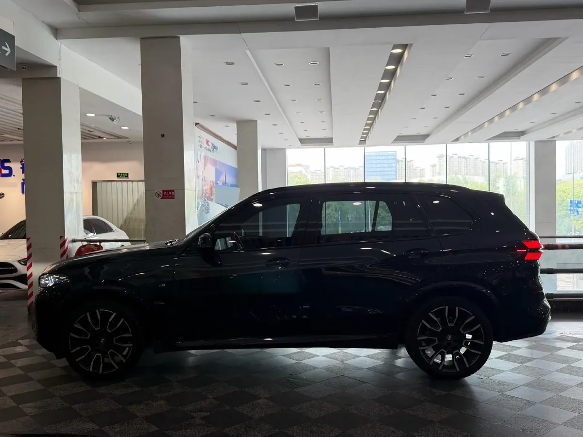 2023 BMW X5 3.0T 381HP L6 8AT,autocango,china used car exporter,china ev exporter,chinese used car exporter,chinese used ev exporter