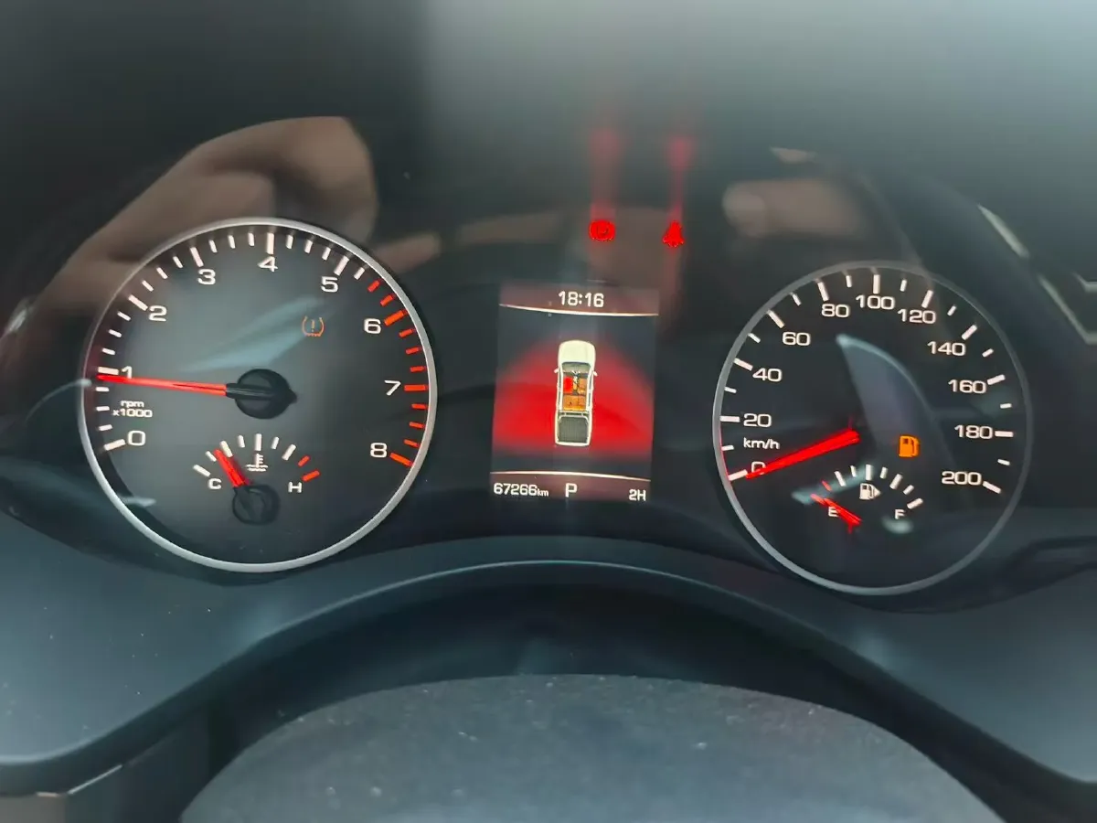 2022 Isuzu LingTuo 2.0T 220HP L4 8AT,autocango,china used car exporter,china ev exporter,chinese used car exporter,chinese used ev exporter