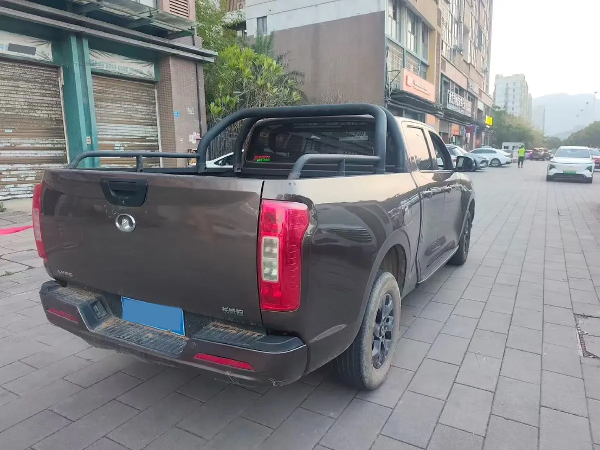 2022 Isuzu LingTuo 2.0T 220HP L4 8AT,autocango,china used car exporter,china ev exporter,chinese used car exporter,chinese used ev exporter