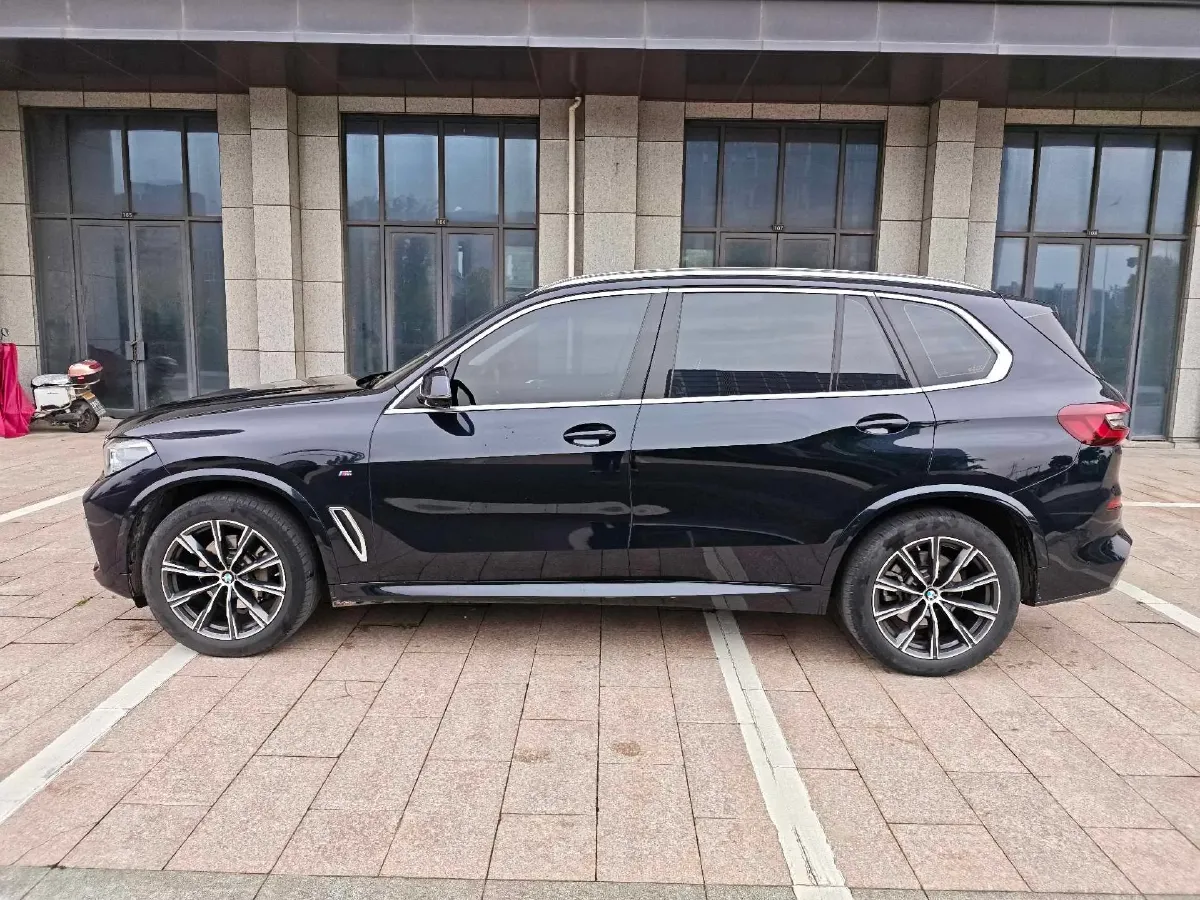 2022 BMW X5 2.0T 245HP L4 8AT,autocango,china used car exporter,china ev exporter,chinese used car exporter,chinese used ev exporter