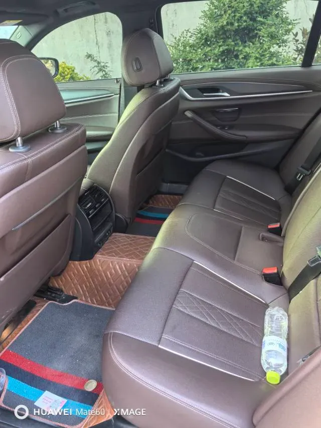 2021 BMW 5 Series 2.0T 252HP L4 8AT,autocango,china used car exporter,china ev exporter,chinese used car exporter,chinese used ev exporter