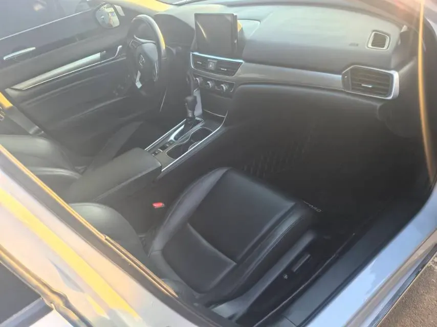 2022 Honda Accord 1.5T 194HP L4 CVT,autocango,china used car exporter,china ev exporter,chinese used car exporter,chinese used ev exporter