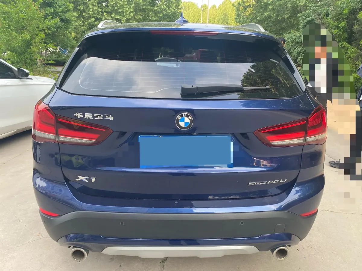 2020 BMW X1 1.5T 140HP L3 7DCT,autocango,china used car exporter,china ev exporter,chinese used car exporter,chinese used ev exporter
