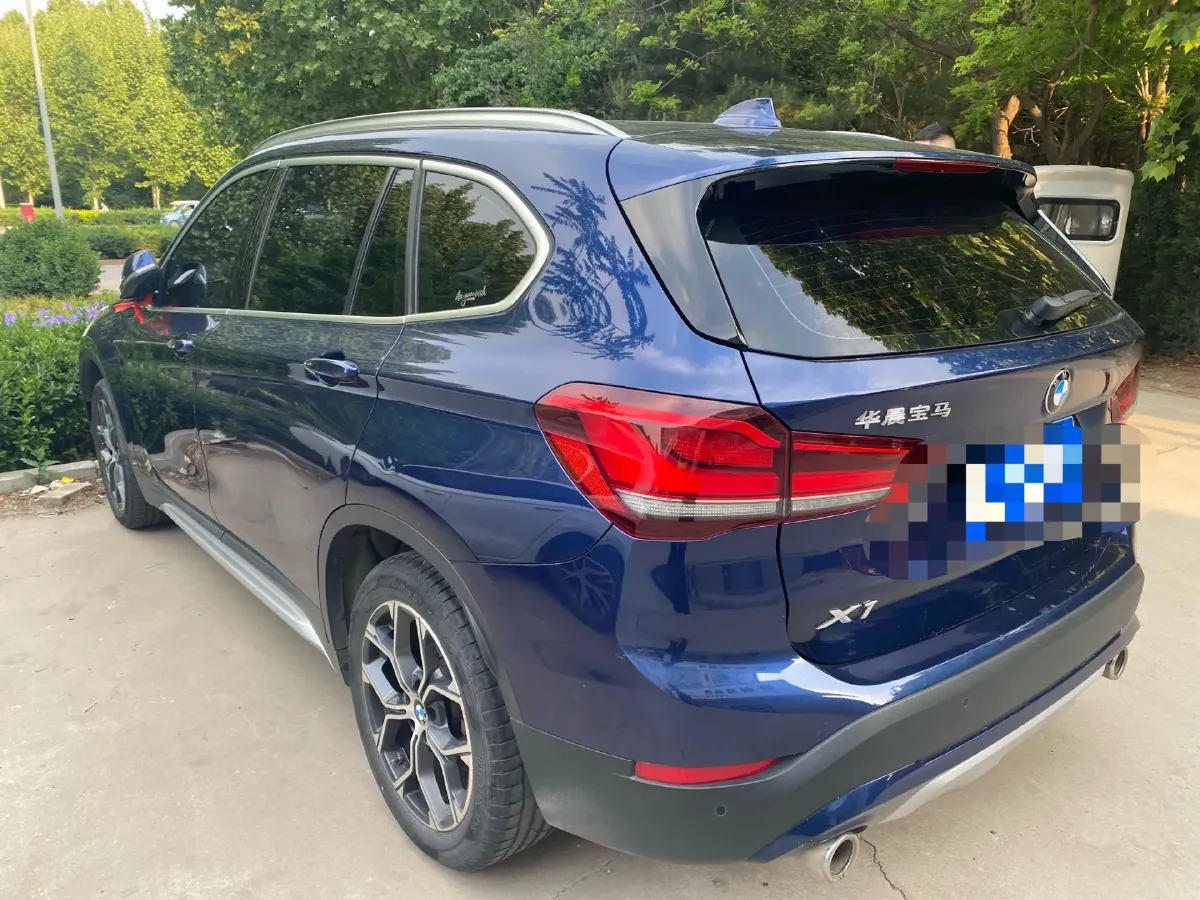 2020 BMW X1 1.5T 140HP L3 7DCT,autocango,china used car exporter,china ev exporter,chinese used car exporter,chinese used ev exporter