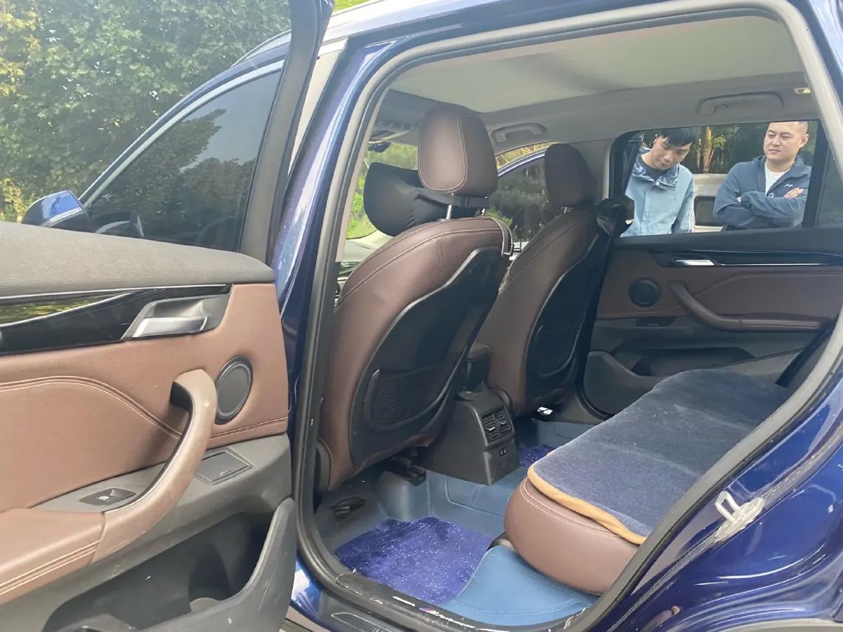 2020 BMW X1 1.5T 140HP L3 7DCT,autocango,china used car exporter,china ev exporter,chinese used car exporter,chinese used ev exporter