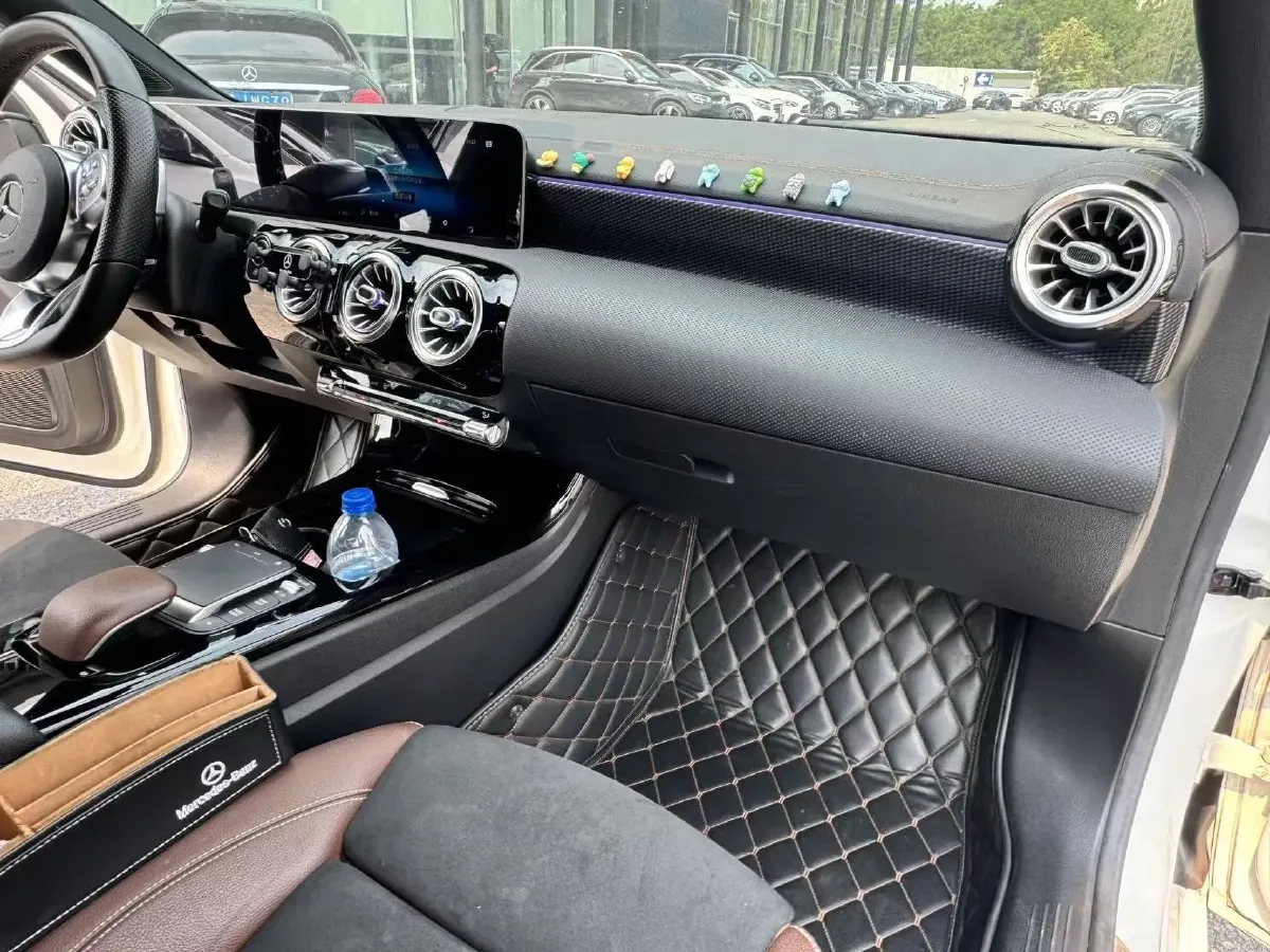 2020 Mercedes-Benz A Class 1.3T 163HP L4 7DCT,autocango,china used car exporter,china ev exporter,chinese used car exporter,chinese used ev exporter