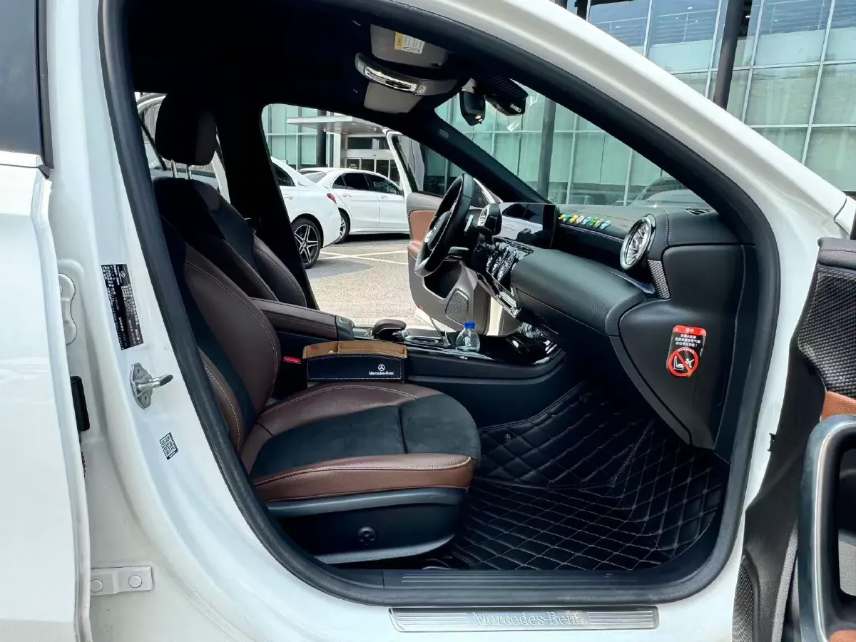 2020 Mercedes-Benz A Class 1.3T 163HP L4 7DCT,autocango,china used car exporter,china ev exporter,chinese used car exporter,chinese used ev exporter