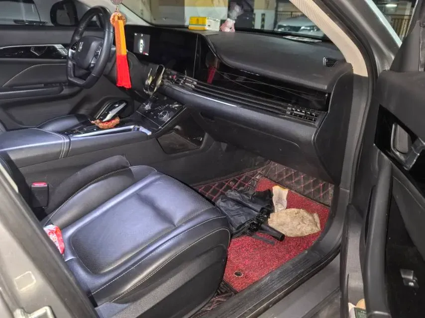 2021 Bestune B70 1.5T 169HP L4 7DCT,autocango,china used car exporter,china ev exporter,chinese used car exporter,chinese used ev exporter