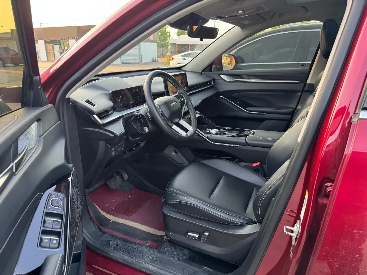 2021 Haval H6 2.0T 211HP L4 7DCT,autocango,china used car exporter,china ev exporter,chinese used car exporter,chinese used ev exporter