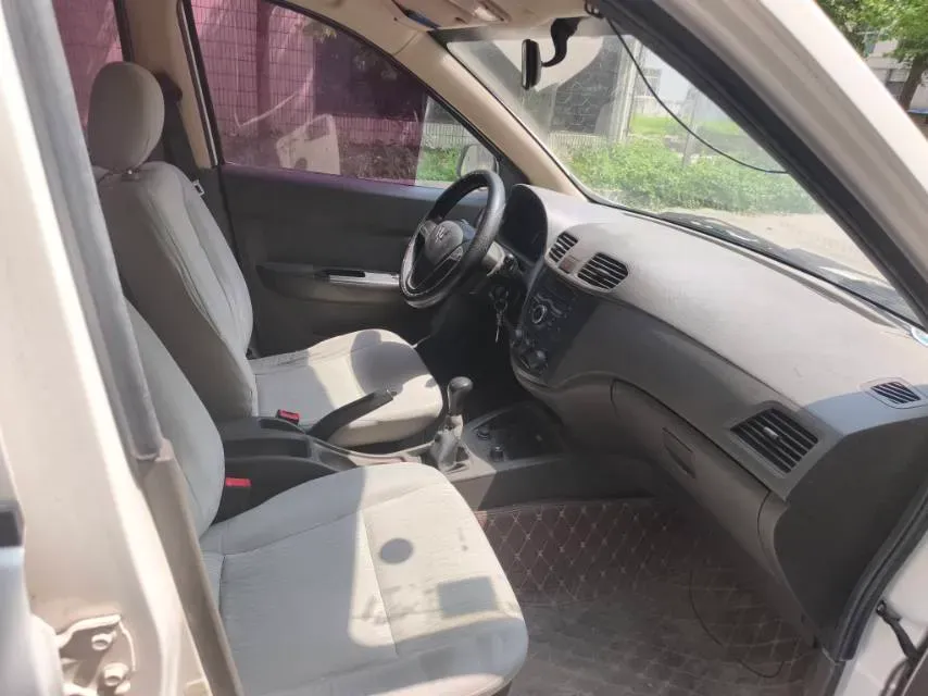 2018 WuLing HongGuang 1.2L 82HP L4 5MT,autocango,china used car exporter,china ev exporter,chinese used car exporter,chinese used ev exporter