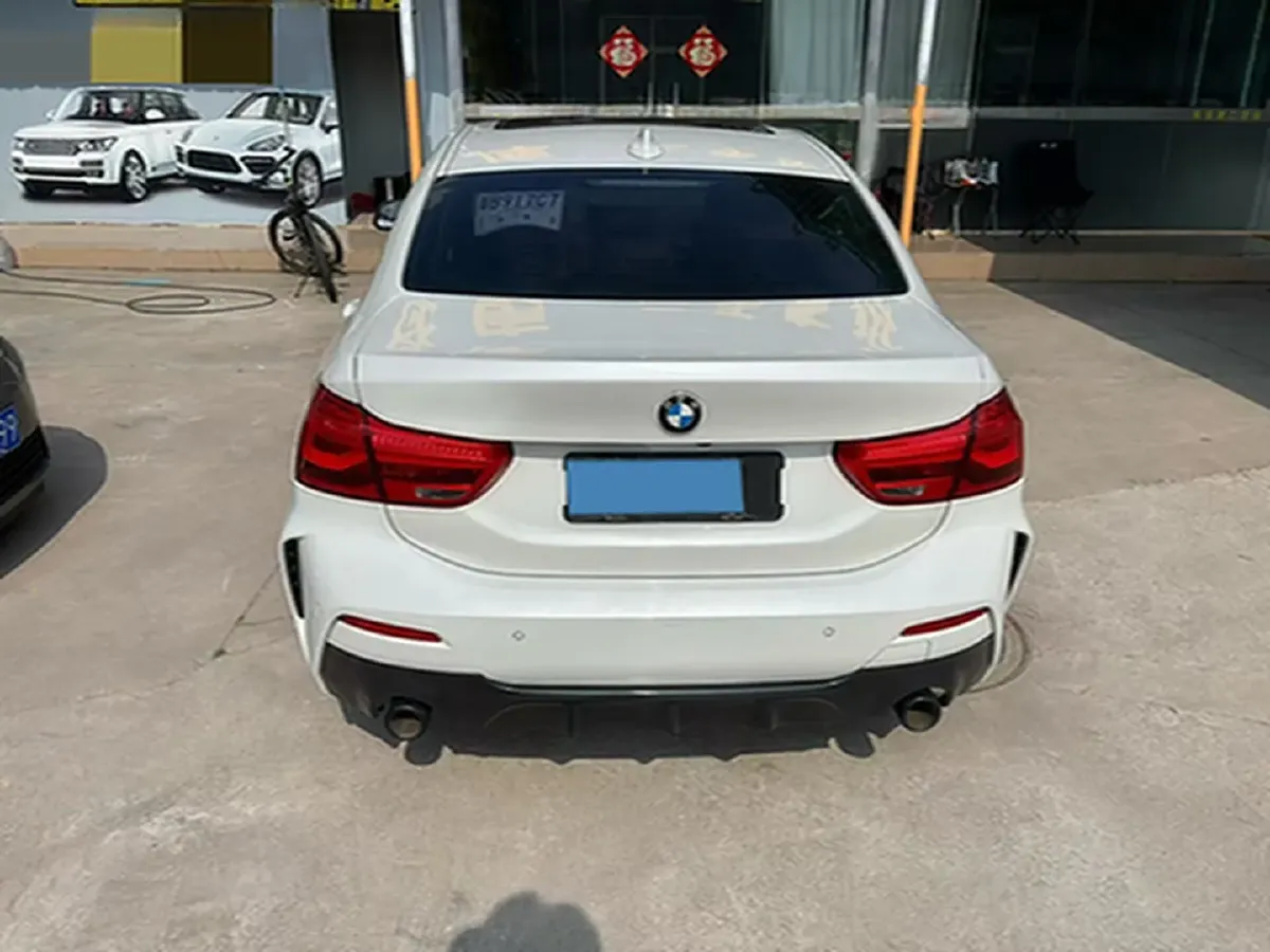 2021 BMW 1 Series 1.5T 140HP L3 7DCT,autocango,china used car exporter,china ev exporter,chinese used car exporter,chinese used ev exporter