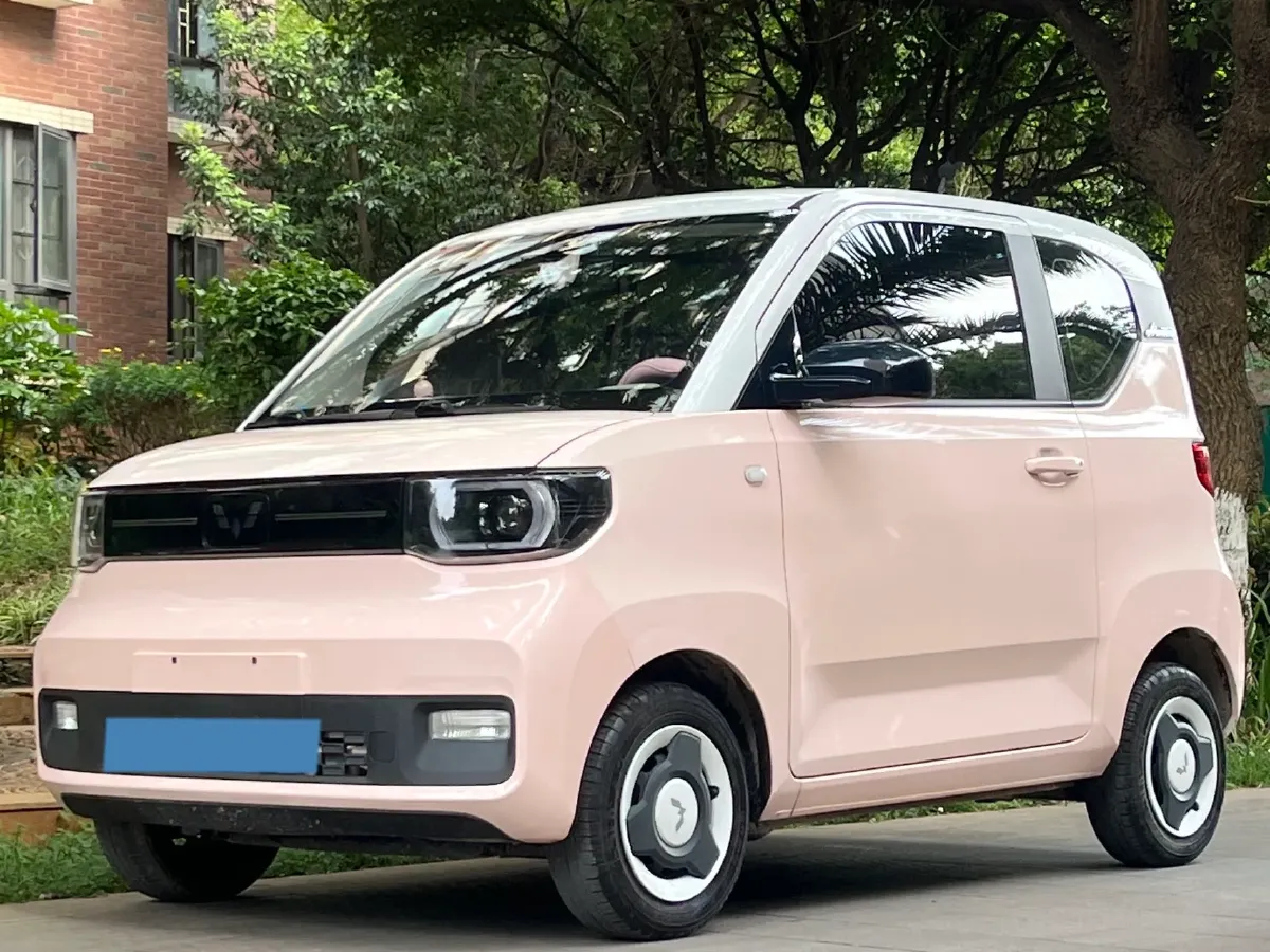 2022 WuLing HongGuang MINI EV BEV 13.9KWH,autocango,china used car exporter,china ev exporter,chinese used car exporter,chinese used ev exporter