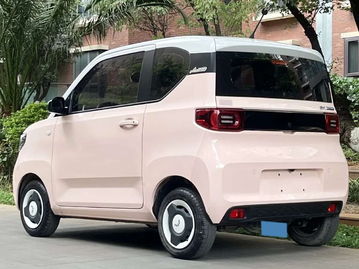 2022 WuLing HongGuang MINI EV BEV 13.9KWH,autocango,china used car exporter,china ev exporter,chinese used car exporter,chinese used ev exporter