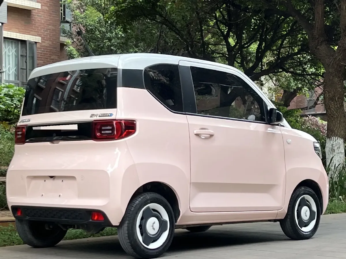 2022 WuLing HongGuang MINI EV BEV 13.9KWH,autocango,china used car exporter,china ev exporter,chinese used car exporter,chinese used ev exporter