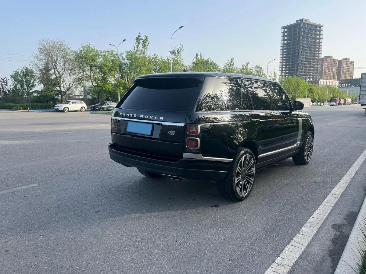 2022 Land Rover Range Rover 3.0T 400HP L6 8AT,autocango,china used car exporter,china ev exporter,chinese used car exporter,chinese used ev exporter