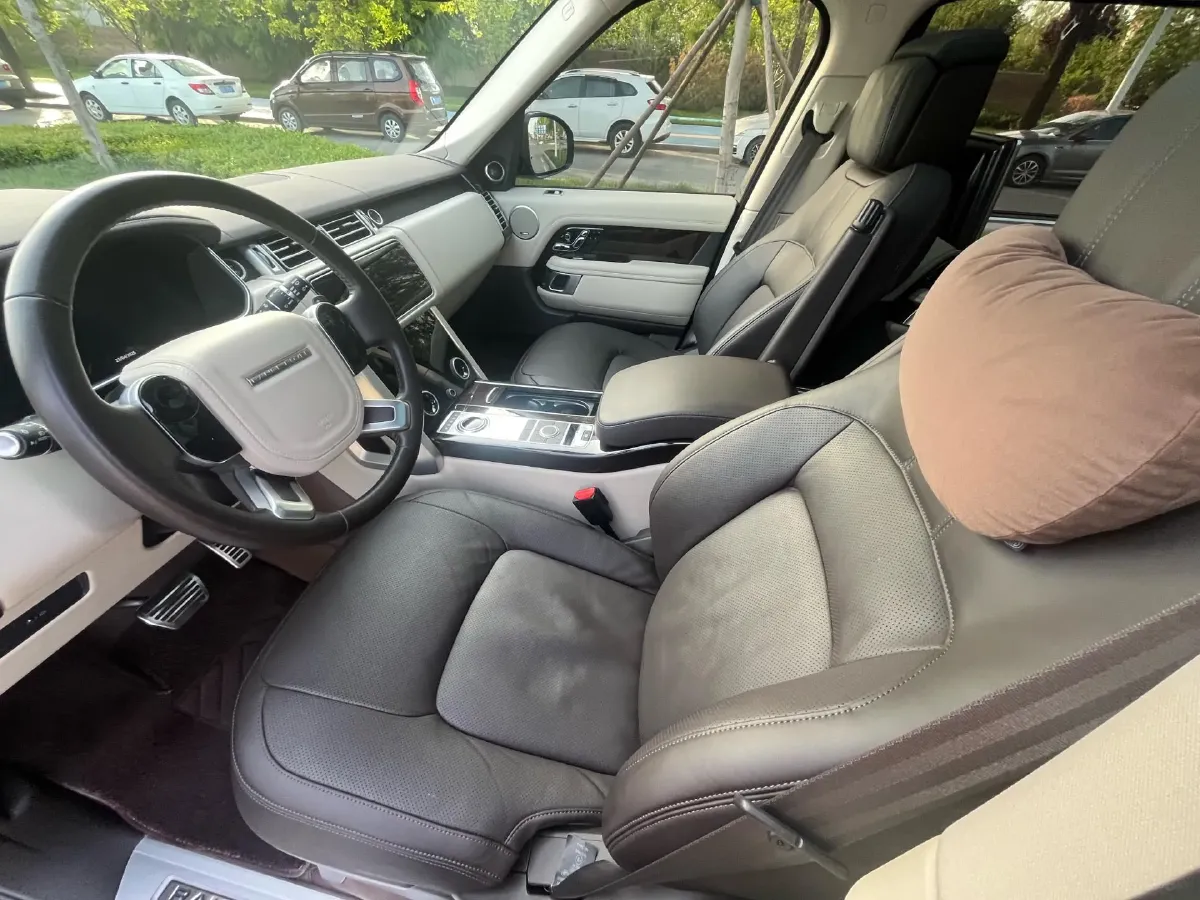 2022 Land Rover Range Rover 3.0T 400HP L6 8AT,autocango,china used car exporter,china ev exporter,chinese used car exporter,chinese used ev exporter