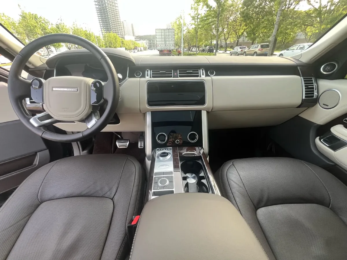 2022 Land Rover Range Rover 3.0T 400HP L6 8AT,autocango,china used car exporter,china ev exporter,chinese used car exporter,chinese used ev exporter