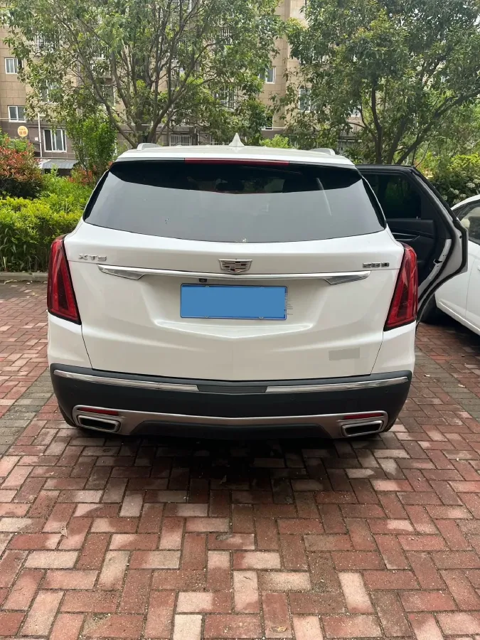 2021 Cadillac XT5 2.0T 237HP L4 9AT,autocango,china used car exporter,china ev exporter,chinese used car exporter,chinese used ev exporter