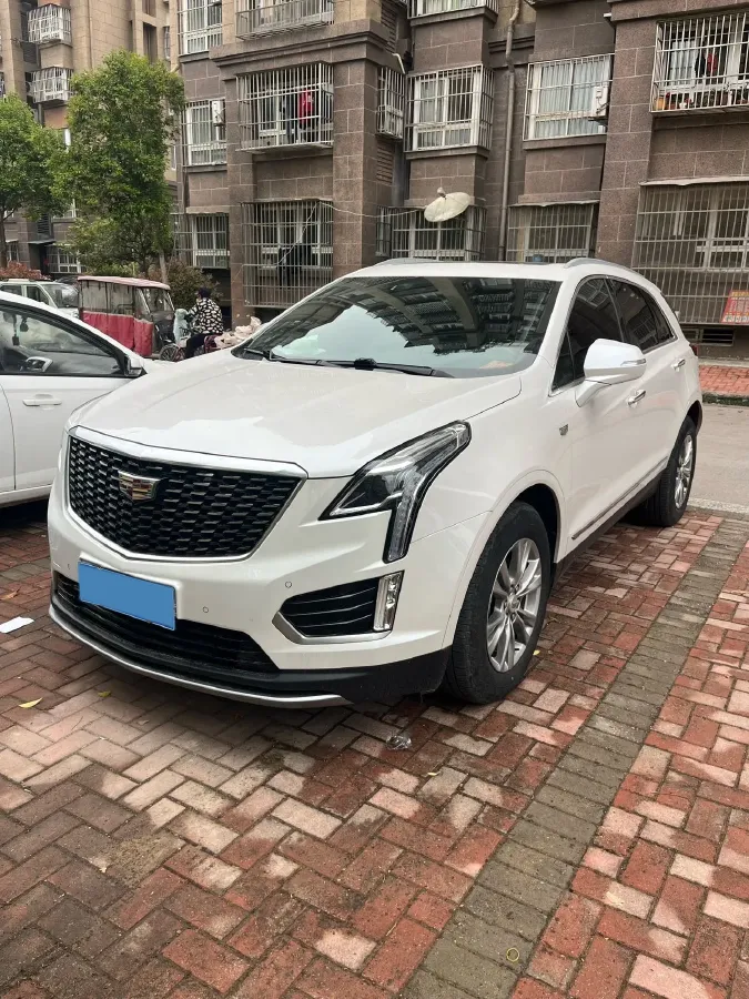 2021 Cadillac XT5 2.0T 237HP L4 9AT,autocango,china used car exporter,china ev exporter,chinese used car exporter,chinese used ev exporter