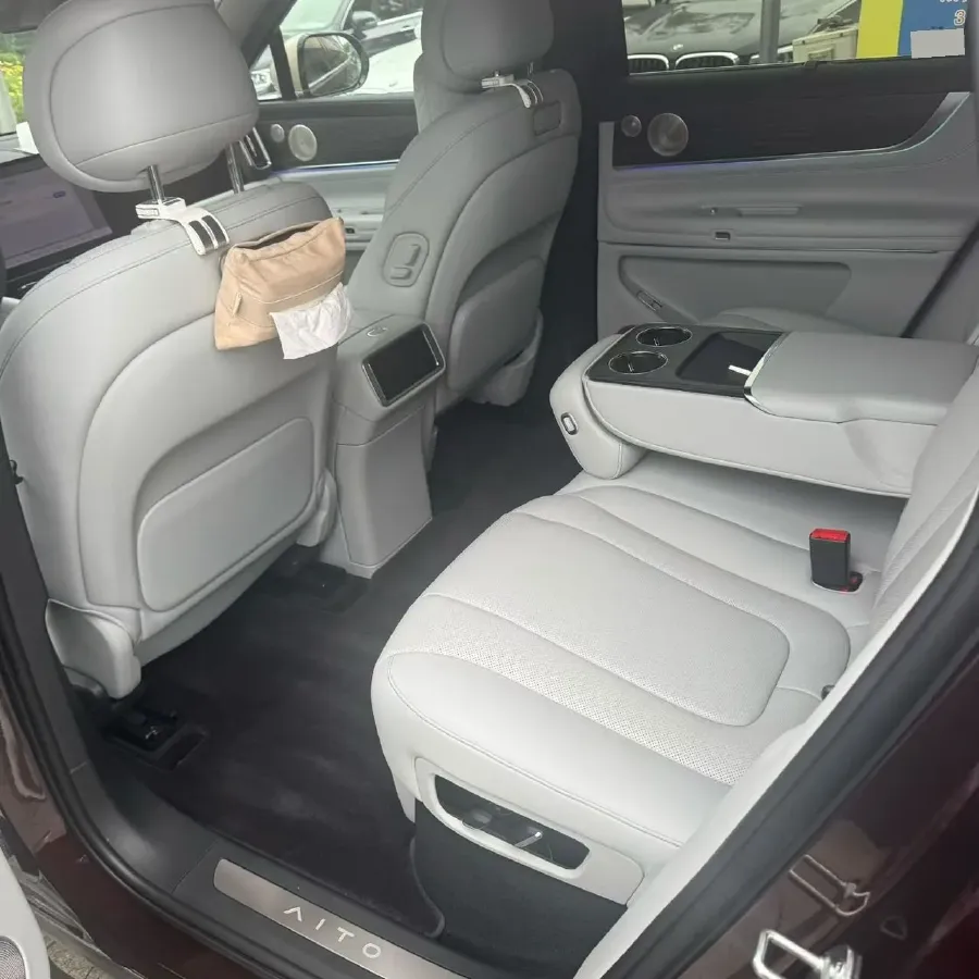 2025 AITO AITO M9 REEV 160HP REEV 52KWH,autocango,china used car exporter,china ev exporter,chinese used car exporter,chinese used ev exporter