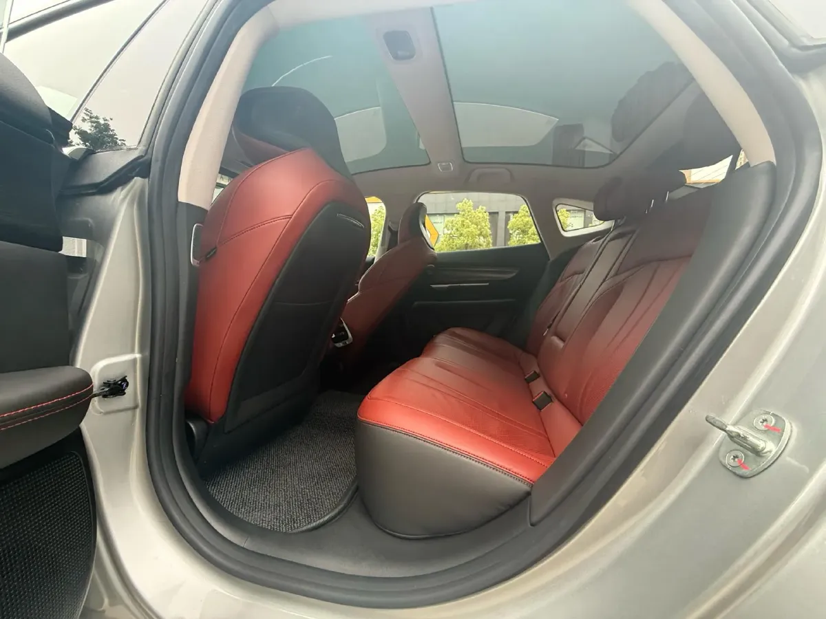 2021 Iveco OuSheng 3.0T 180HP L4 8AT,autocango,china used car exporter,china ev exporter,chinese used car exporter,chinese used ev exporter