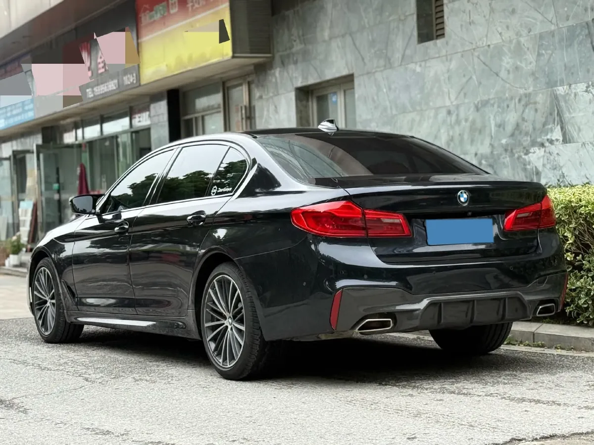 2020 BMW 5 Series 2.0T 252HP L4 8AT,autocango,china used car exporter,china ev exporter,chinese used car exporter,chinese used ev exporter
