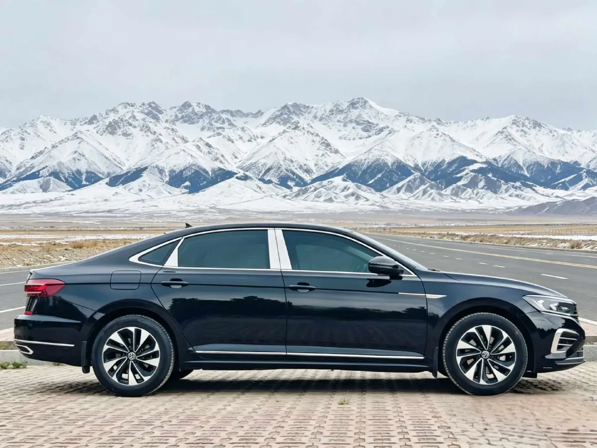 2023 Volkswagen Passat 1.4T 150HP L4 7DCT,autocango,china used car exporter,china ev exporter,chinese used car exporter,chinese used ev exporter