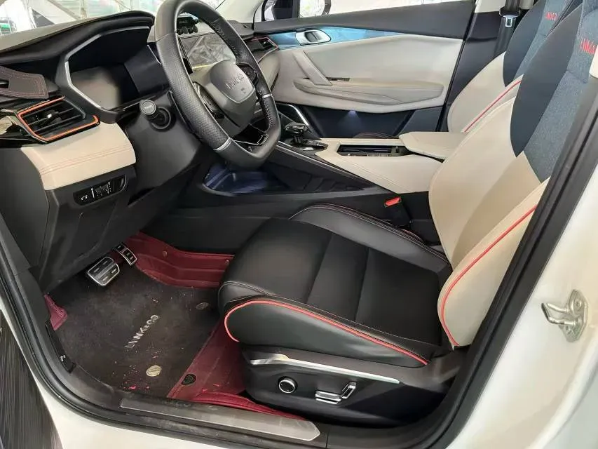 2020 LYNK&CO 06 1.5T 177HP L3 7DCT,autocango,china used car exporter,china ev exporter,chinese used car exporter,chinese used ev exporter