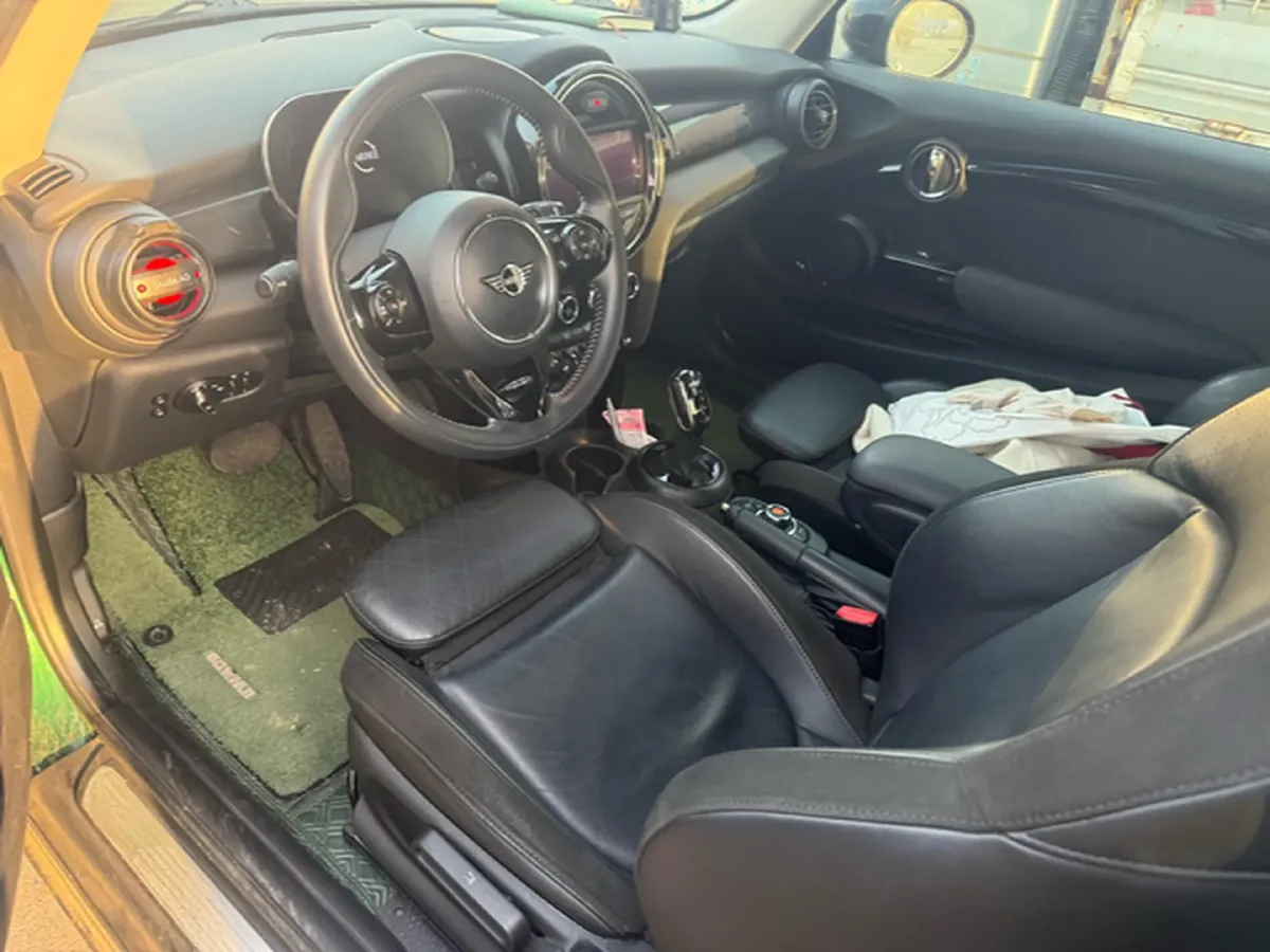 2021 MINI MINI 1.5T 136HP L3 7DCT,autocango,china used car exporter,china ev exporter,chinese used car exporter,chinese used ev exporter