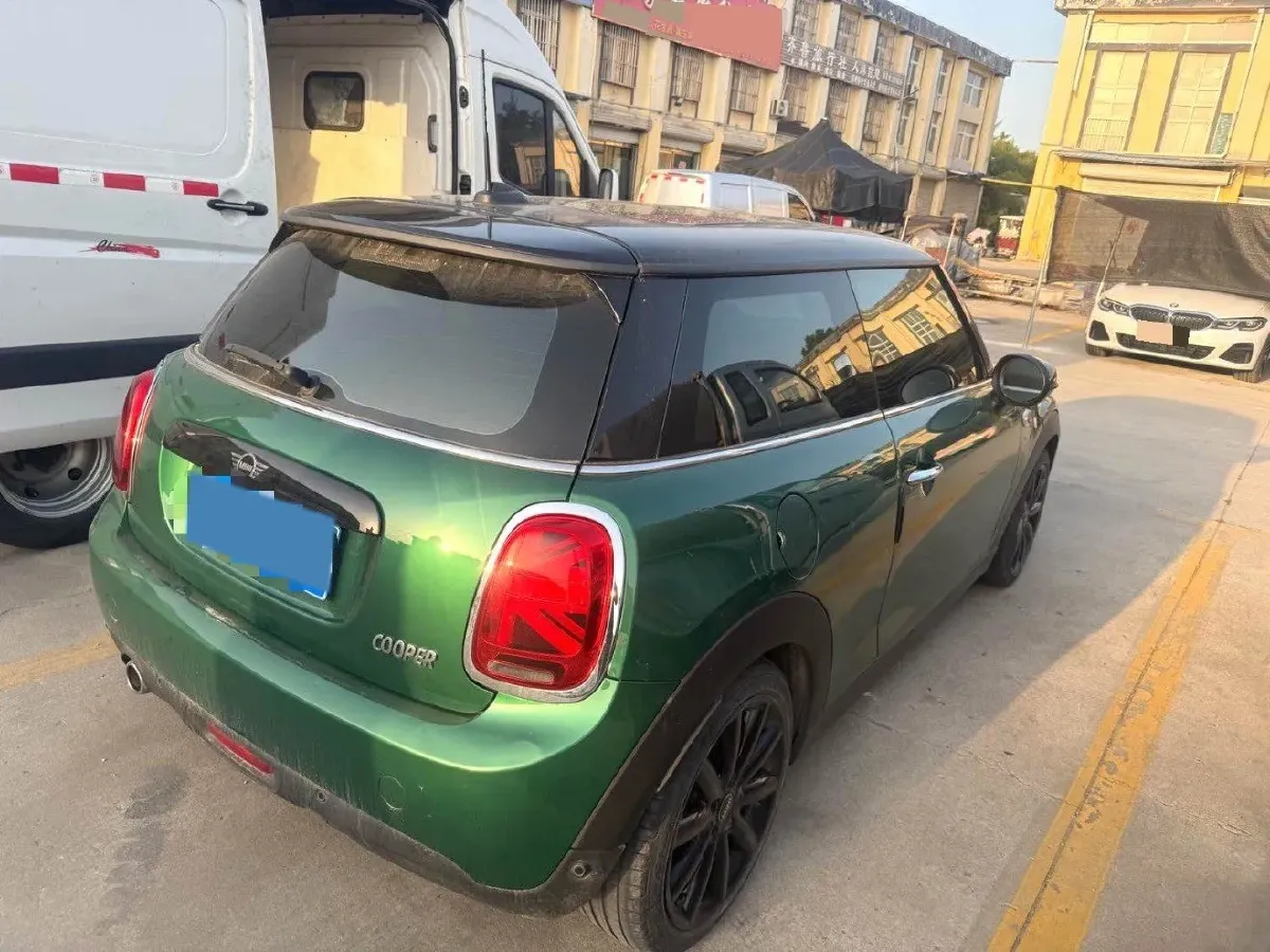 2021 MINI MINI 1.5T 136HP L3 7DCT,autocango,china used car exporter,china ev exporter,chinese used car exporter,chinese used ev exporter