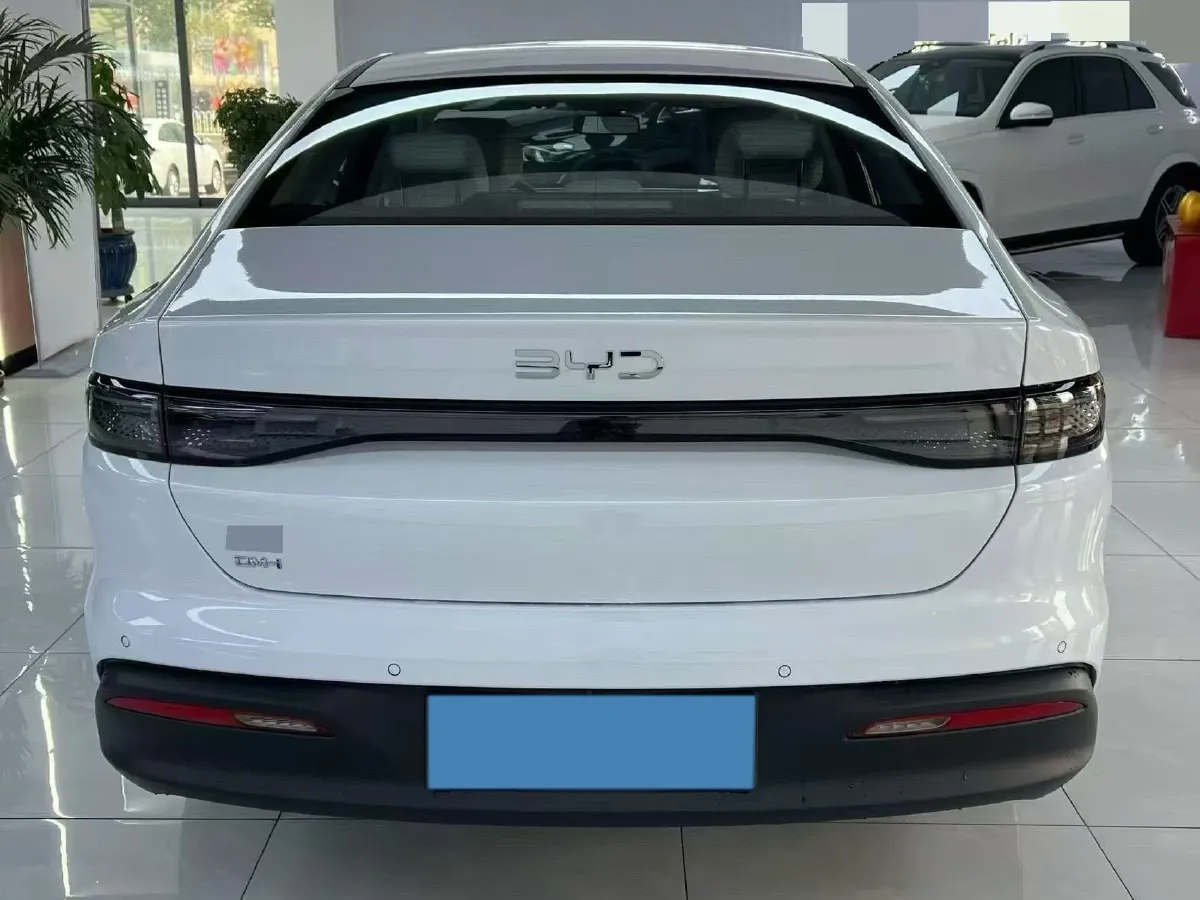 2025 BYD Seal05 DM-i 1.5L 101HP L4 E-CVT PHEV 7.68KWH,autocango,china used car exporter,china ev exporter,chinese used car exporter,chinese used ev exporter