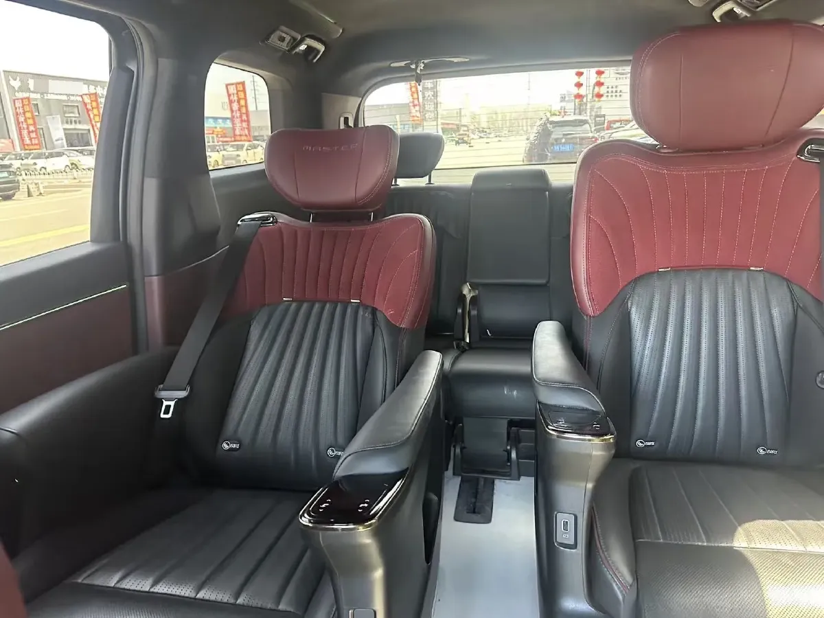 2023 GAC Trumpchi M8 2.0T 190HP L4 E-CVT Hybrid,autocango,china used car exporter,china ev exporter,chinese used car exporter,chinese used ev exporter
