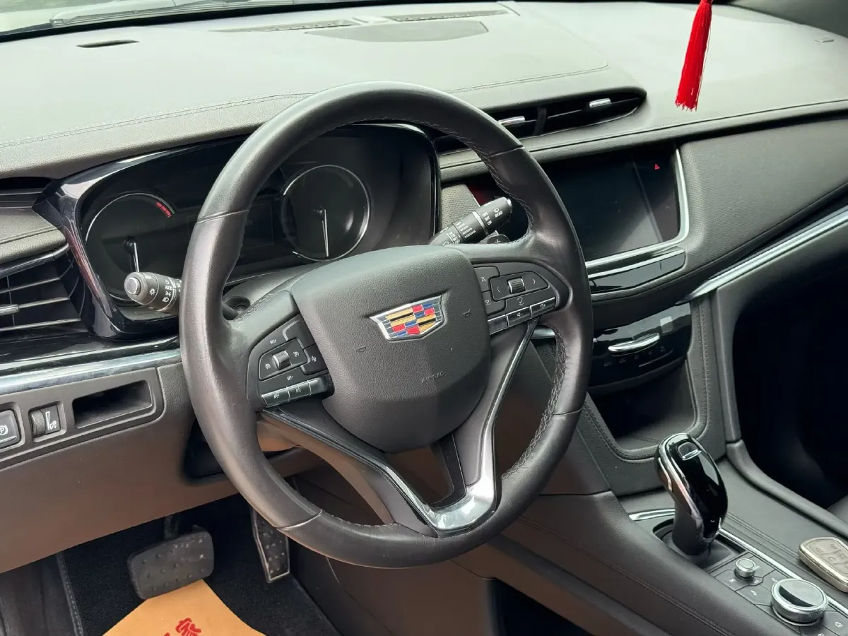 2021 Cadillac XT6 2.0T 237HP L4 9AT,autocango,china used car exporter,china ev exporter,chinese used car exporter,chinese used ev exporter