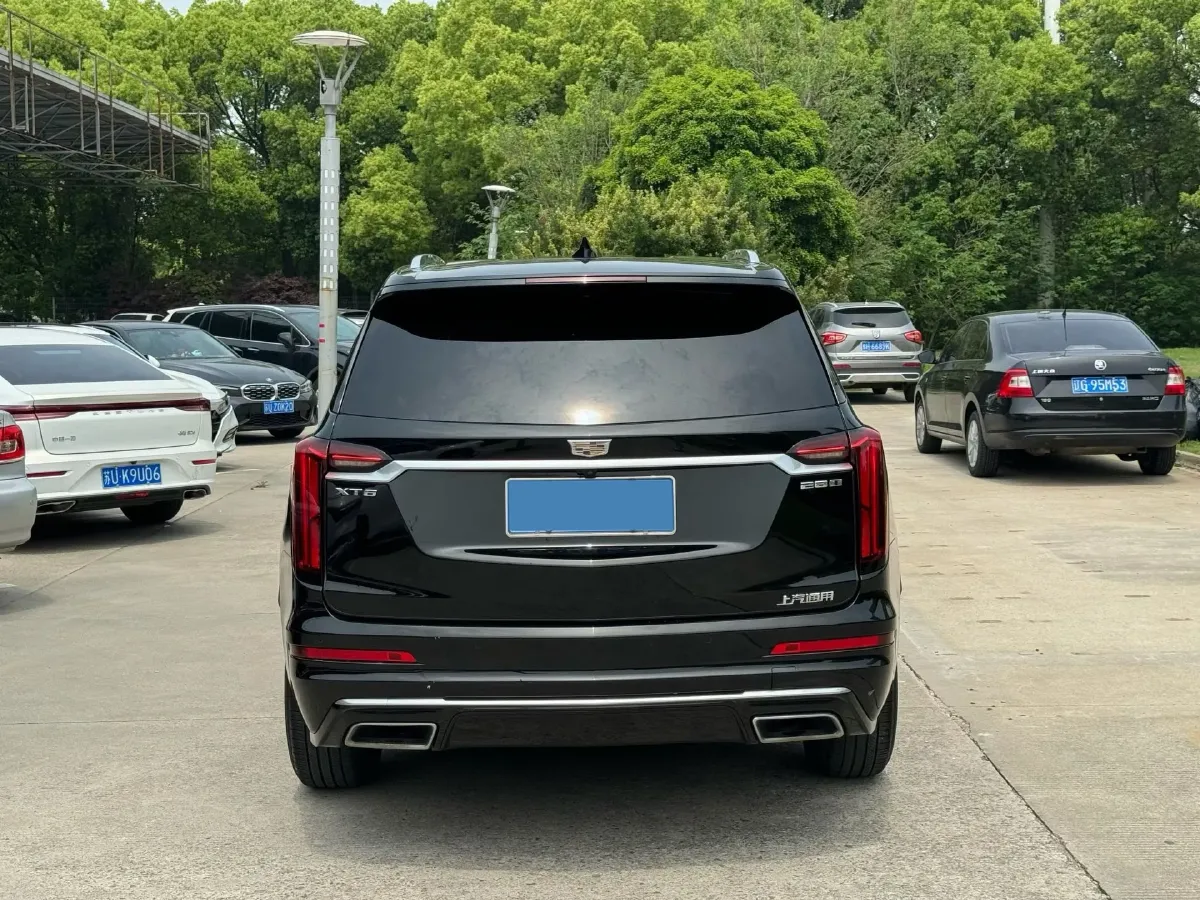 2021 Cadillac XT6 2.0T 237HP L4 9AT,autocango,china used car exporter,china ev exporter,chinese used car exporter,chinese used ev exporter